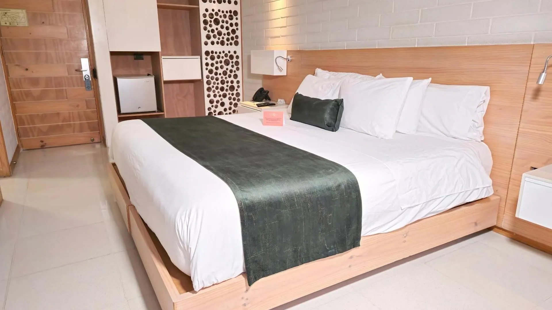 Terra Biohotel Μεντεγίν Ξενοδοχείο